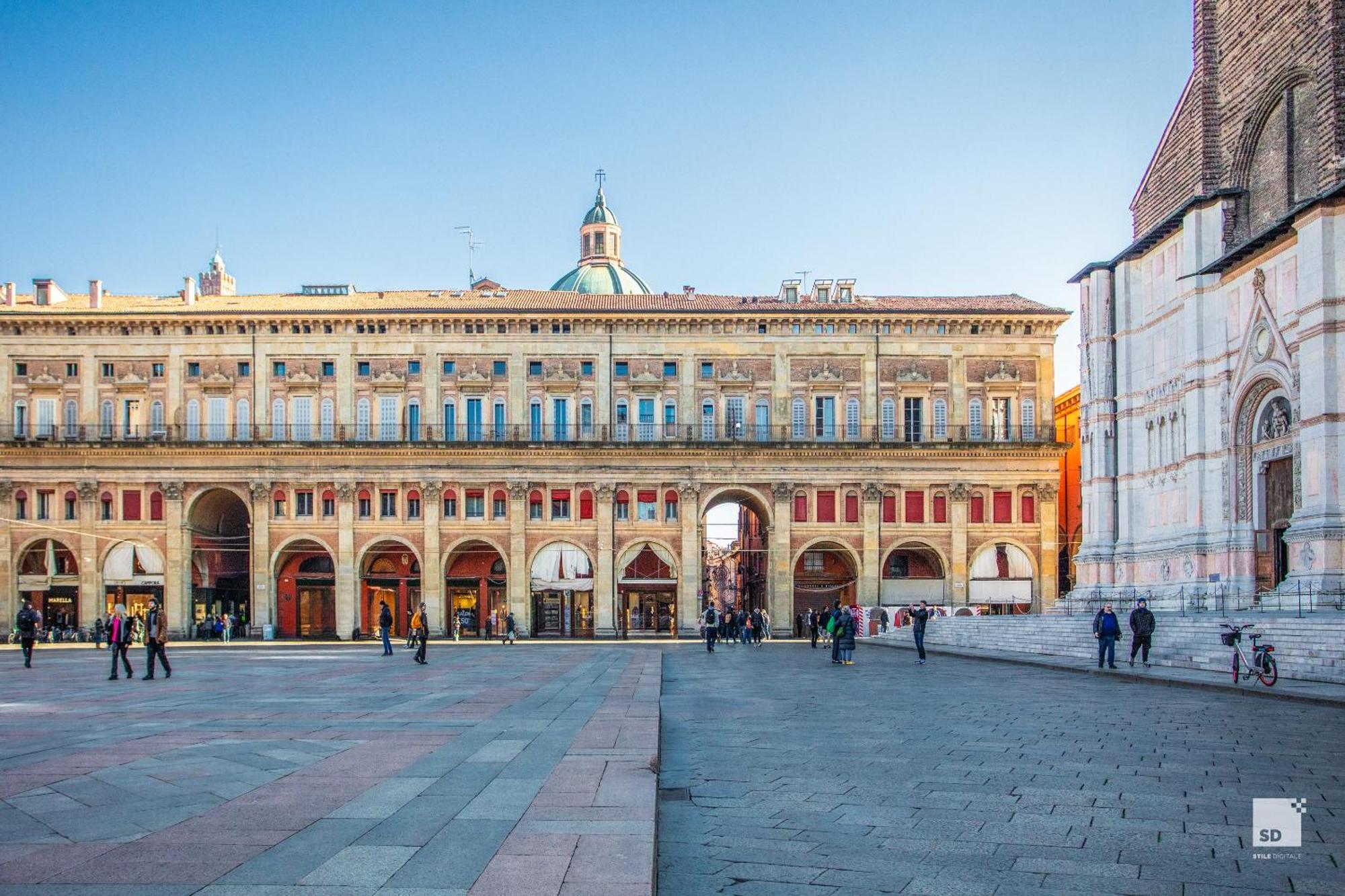 Urbanicooh Guidozagni - Piazza Maggiore View โบโลญญา ภายนอก รูปภาพ