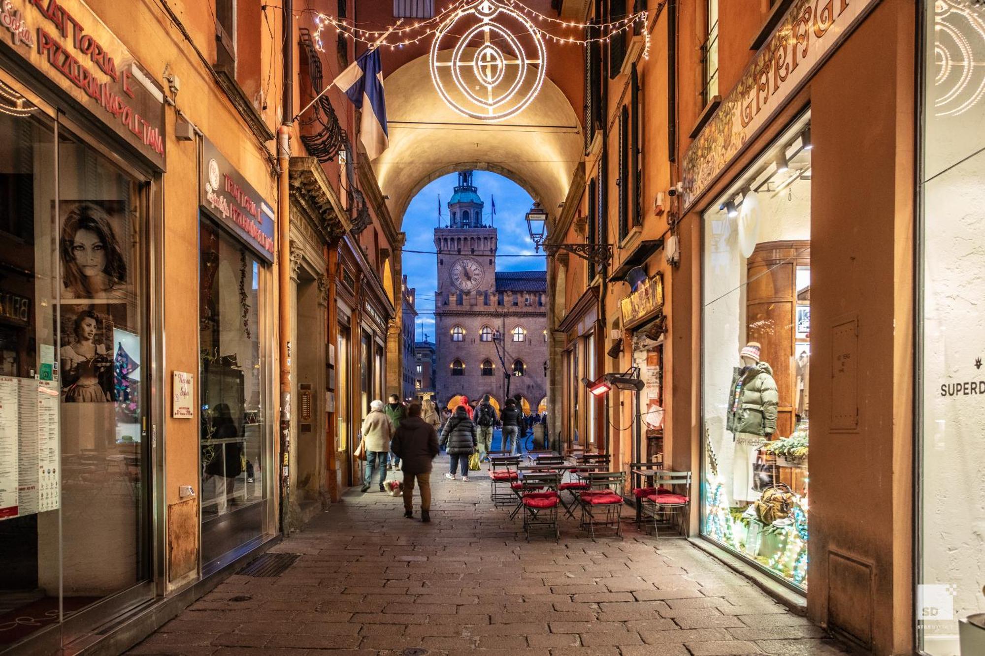 Urbanicooh Guidozagni - Piazza Maggiore View โบโลญญา ภายนอก รูปภาพ